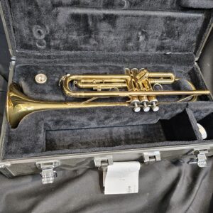 Yamaha YTR2330 - Image 4
